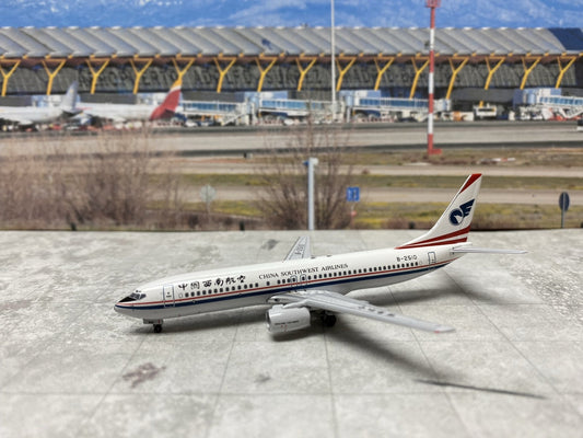 1/400 China Southwest Airlines B 737-800 Panda Models PM4B2510