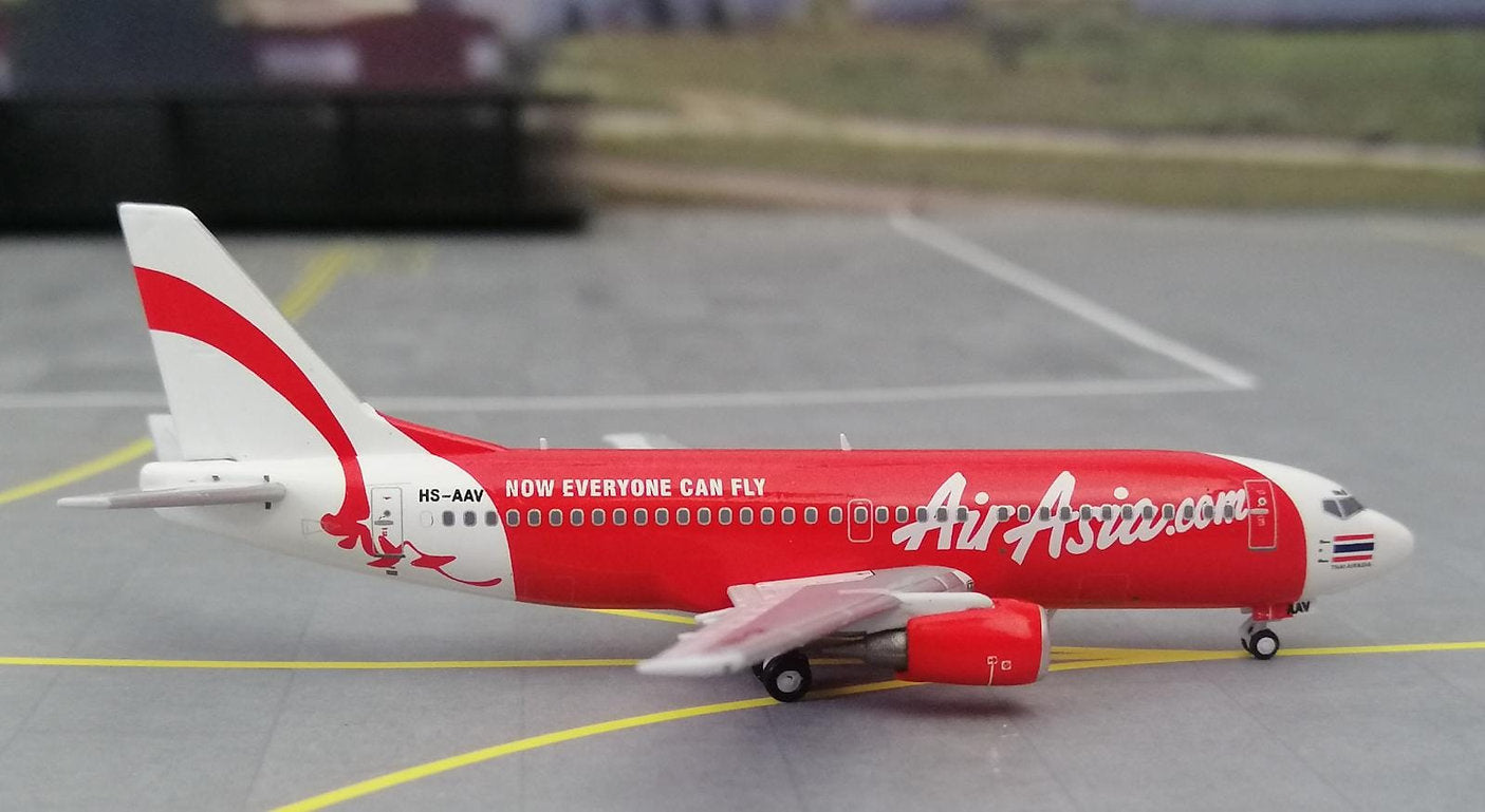 1/400 Air Asia B 737-300 Miniature Models M4FD733B